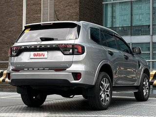 2024 Ford Everest III, серебристый, 5080305 рублей, вид 5