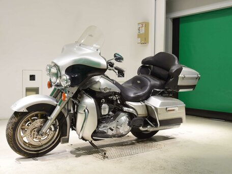 2003 Harley-Davidson Electra Glide, серебристый, 777000 рублей, вид 4