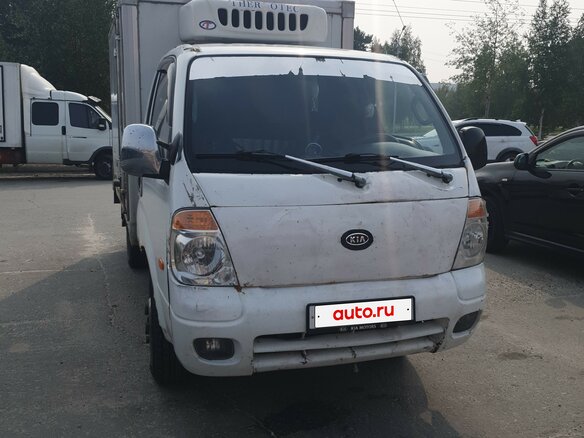 2011 Kia Bongo, белый, 580000 рублей - вид 2
