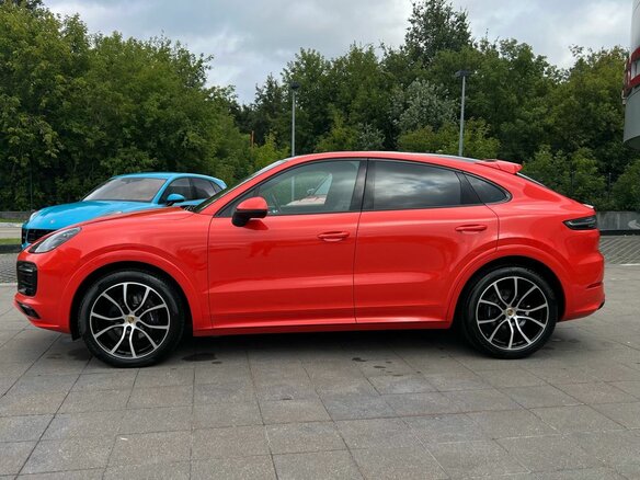 2021 Porsche Cayenne Coupé III, оранжевый, 8500000 рублей - вид 4