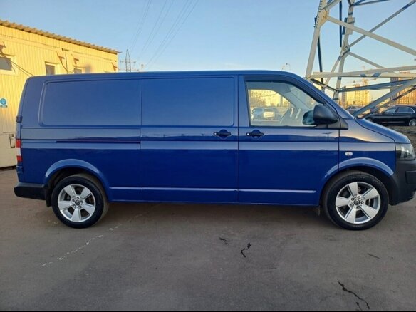 2012 Volkswagen Transporter, синий, 1385000 рублей - вид 9