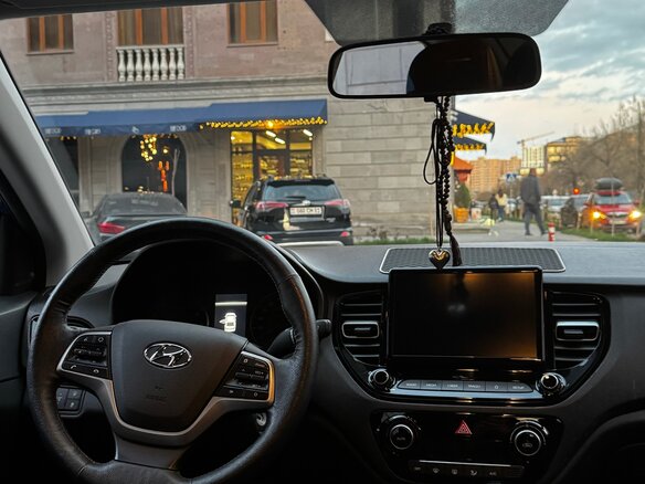 2021 Hyundai Solaris II Рестайлинг, синий, 1700000 рублей - вид 9