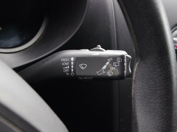 2011 SEAT Leon II Рестайлинг, серебристый - вид 12