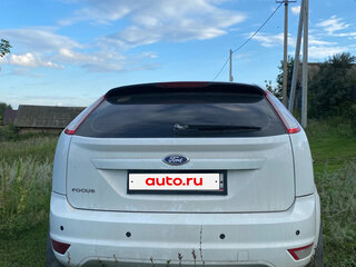 2011 Ford Focus II Рестайлинг, белый, 500000 рублей, вид 4