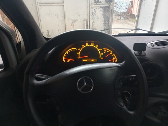 2001 Mercedes-Benz Sprinter, белый, 1500000 рублей - вид 11
