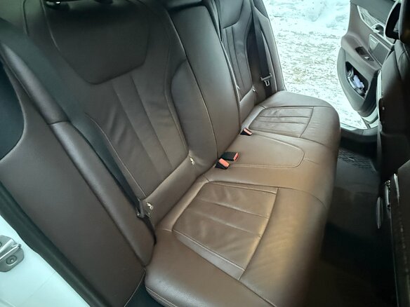 2020 BMW 7 серии 730i VI (G11/G12) Рестайлинг, белый, 4700000 рублей - вид 14
