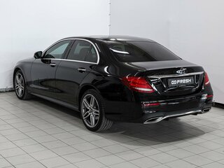 2019 Mercedes-Benz E-Класс 200 V (W213, S213, C238), чёрный, 3570000 рублей, вид 2