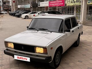 2010 Lada (ВАЗ) 2105, белый, 250000 рублей, вид 1