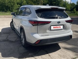 2022 Toyota Highlander IV (XU70), белый, 5100000 рублей, вид 2