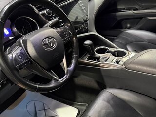 2019 Toyota Camry VIII (XV70), чёрный, 3800000 рублей, вид 2
