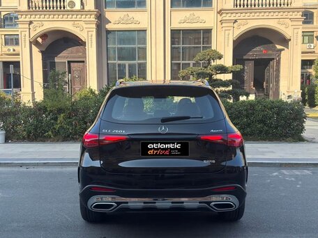 2026 Mercedes-Benz GLC 260 L II (X254), чёрный, 6340000 рублей, вид 5