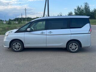 2018 Nissan Serena S-Hybrid V (C27), серебристый, 1900000 рублей, вид 4