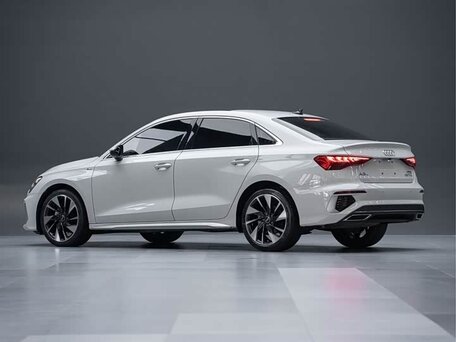 2023 Audi A3 35 TFSI Long IV (8Y), белый, 2180000 рублей, вид 4