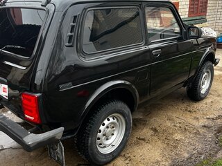 1997 Lada (ВАЗ) 2121 (4x4) I Рестайлинг, чёрный, 330000 рублей, вид 2