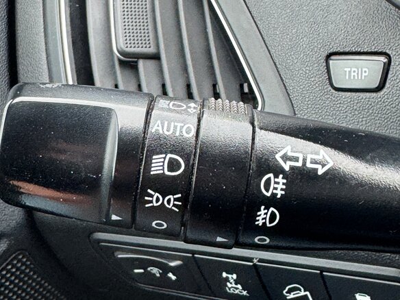 2011 Hyundai ix35 I, белый - вид 13