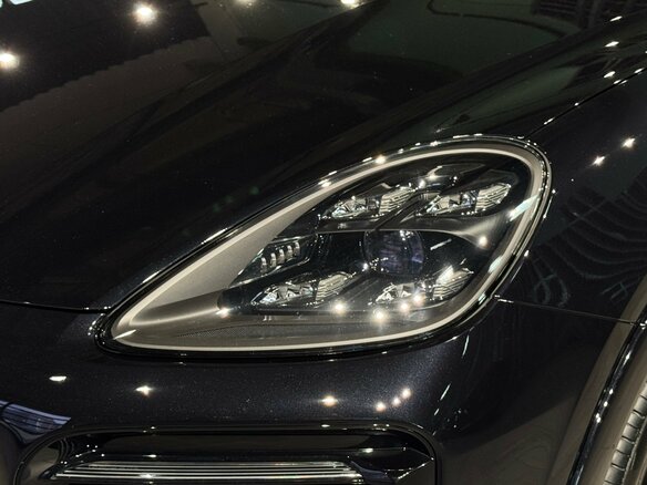 2021 Porsche Cayenne III, чёрный, 9200000 рублей - вид 7