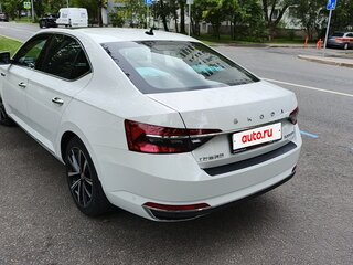 2025 Skoda Superb III Рестайлинг, белый, 3400000 рублей, вид 4