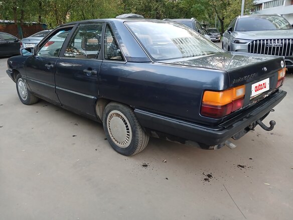 1987 Audi 100 III (C3), синий, 180000 рублей - вид 6