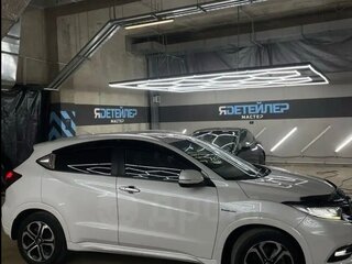 2018 Honda Vezel I Рестайлинг, белый, 1700000 рублей, вид 3