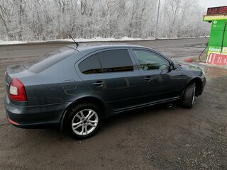 2011 Skoda Octavia DSG7 II (A5) Рестайлинг, серый, 750000 рублей, вид 3