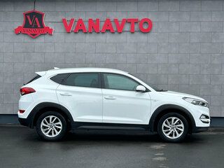 2018 Hyundai Tucson III, белый, 2125000 рублей, вид 4