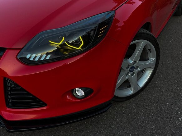 2013 Ford Focus III, красный, 975000 рублей - вид 21