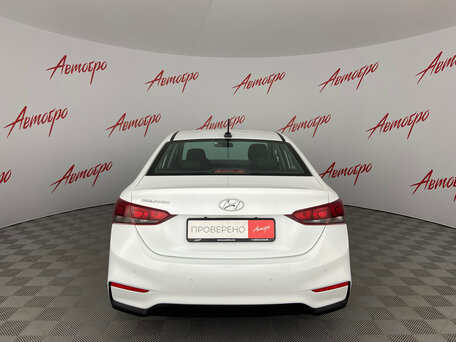 2017 Hyundai Solaris II, белый, 1115000 рублей, вид 4