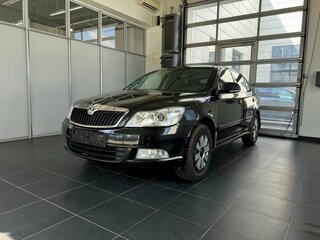 2012 Skoda Octavia II (A5) Рестайлинг, чёрный, 800000 рублей, вид 3