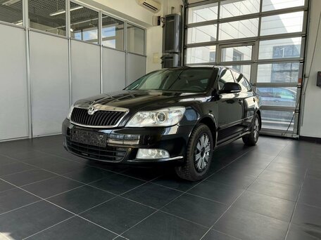 2012 Skoda Octavia II (A5) Рестайлинг, чёрный, 800000 рублей, вид 3