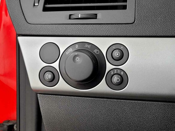 2011 Opel Astra H Рестайлинг, красный - вид 7