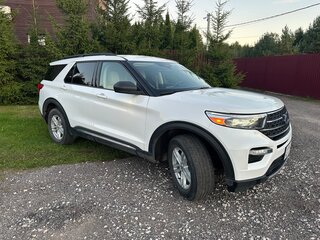 2022 Ford Explorer VI, белый, 3790000 рублей, вид 4