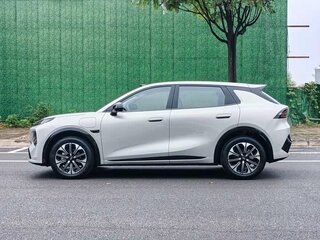 2026 Changan Qiyuan Q05 51.9 kWh II, серебристый, 2370000 рублей, вид 5