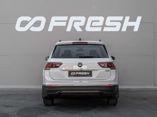2021 Volkswagen Tiguan II Рестайлинг, белый, 2650000 рублей, вид 4