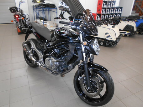 2013 Suzuki SFV 400 Gladius, чёрный, 390000 рублей, вид 1