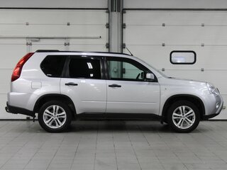 2013 Nissan X-Trail II Рестайлинг, серебристый, 1357000 рублей, вид 4