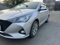 2021 Hyundai Solaris II Рестайлинг, серебристый, 1437000 рублей - вид 10