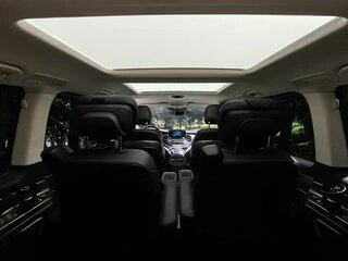 2023 Mercedes-Benz V-Класс Long 300 d длинный III (W447) Рестайлинг, чёрный, 8000000 рублей, вид 4