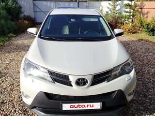 2014 Toyota RAV4 IV (XA40), белый, 1650000 рублей, вид 2