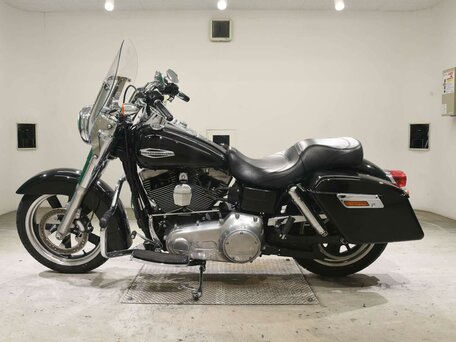 2011 Harley-Davidson Dyna Switchback, чёрный, 949000 рублей, вид 1