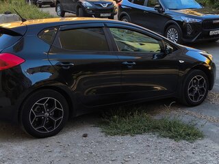 2013 Kia Ceed II, чёрный, 950000 рублей, вид 5