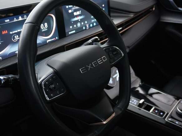 2023 Exeed LX I Рестайлинг, жёлтый, 1649077 рублей - вид 13