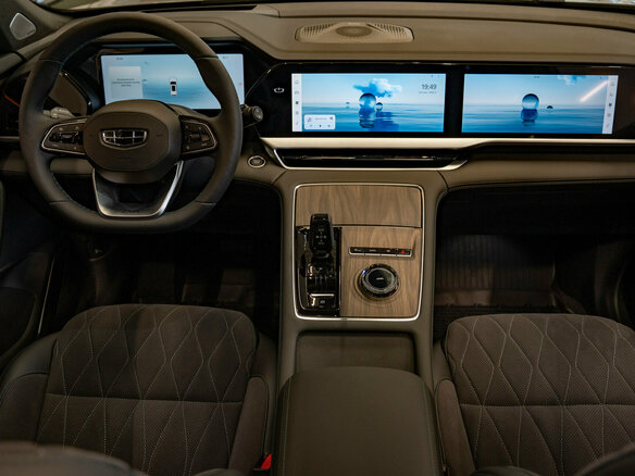 2026 Geely Monjaro I Рестайлинг, белый, 4599990 рублей - вид 36