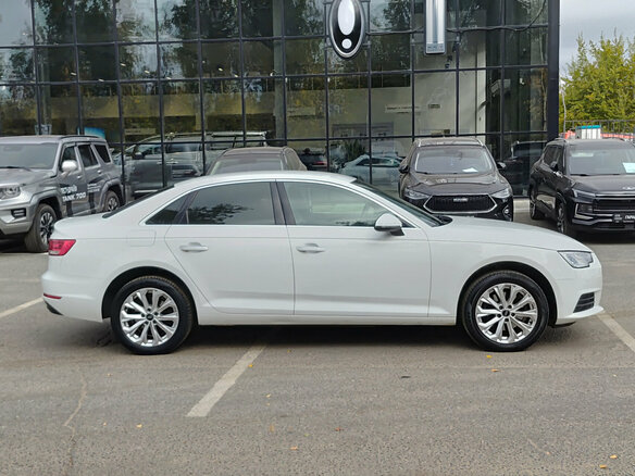2015 Audi A4 V (B9), белый, 1698000 рублей - вид 3