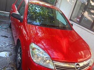 2007 Opel Astra H, красный, 420000 рублей, вид 2