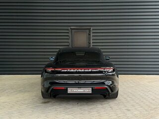 2020 Porsche Taycan Turbo I, чёрный, 8500000 рублей, вид 4