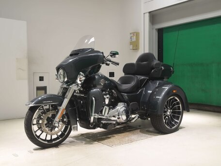 2025 Harley-Davidson Tri Glide, серый, 4000000 рублей, вид 4
