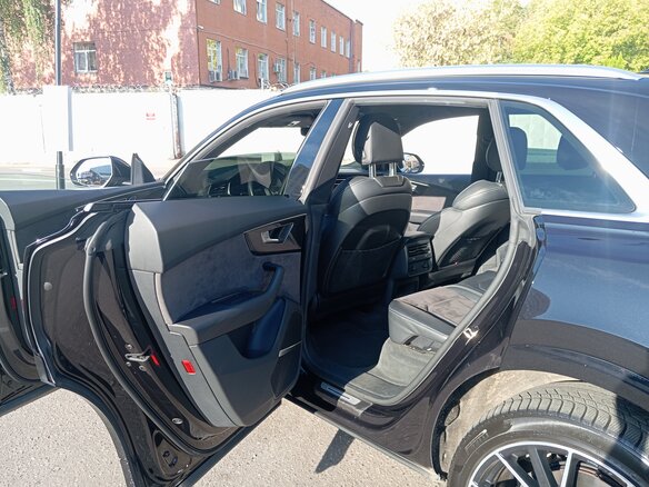 2019 Audi Q8 45 TDI I (4M), чёрный, 6700000 рублей - вид 17