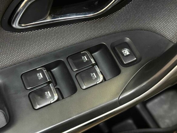 2016 Kia Ceed II Рестайлинг, коричневый, 1030000 рублей - вид 10
