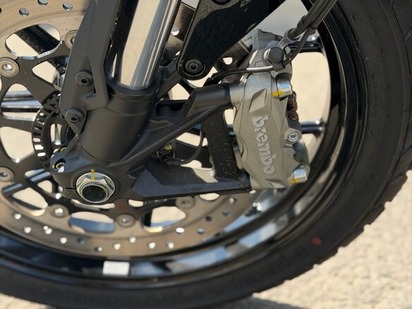2025 Ducati Scrambler 800, белый, 1388000 рублей - вид 12