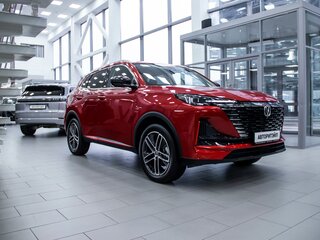 2025 Changan UNI-S I, красный, 3179900 рублей, вид 4